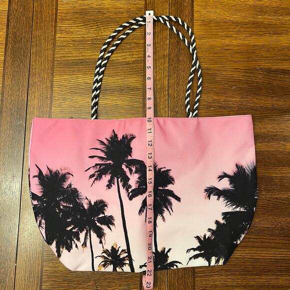 Avon Pink Palm Tree Tote Bag - Beachy & Stylish! - Picture 8 of 10